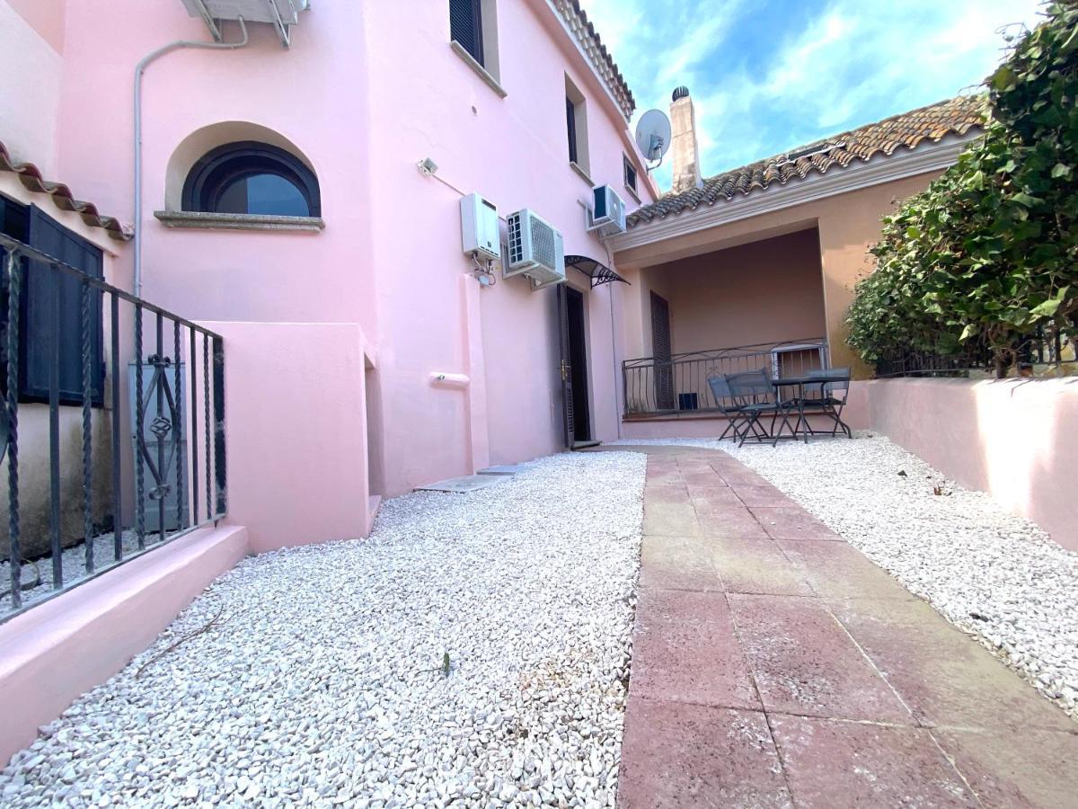 La Coccinella Al Mare Bed & Breakfast San Teodoro  Ngoại thất bức ảnh