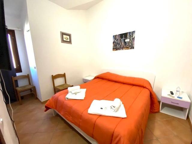 La Coccinella Al Mare Bed & Breakfast San Teodoro  Ngoại thất bức ảnh