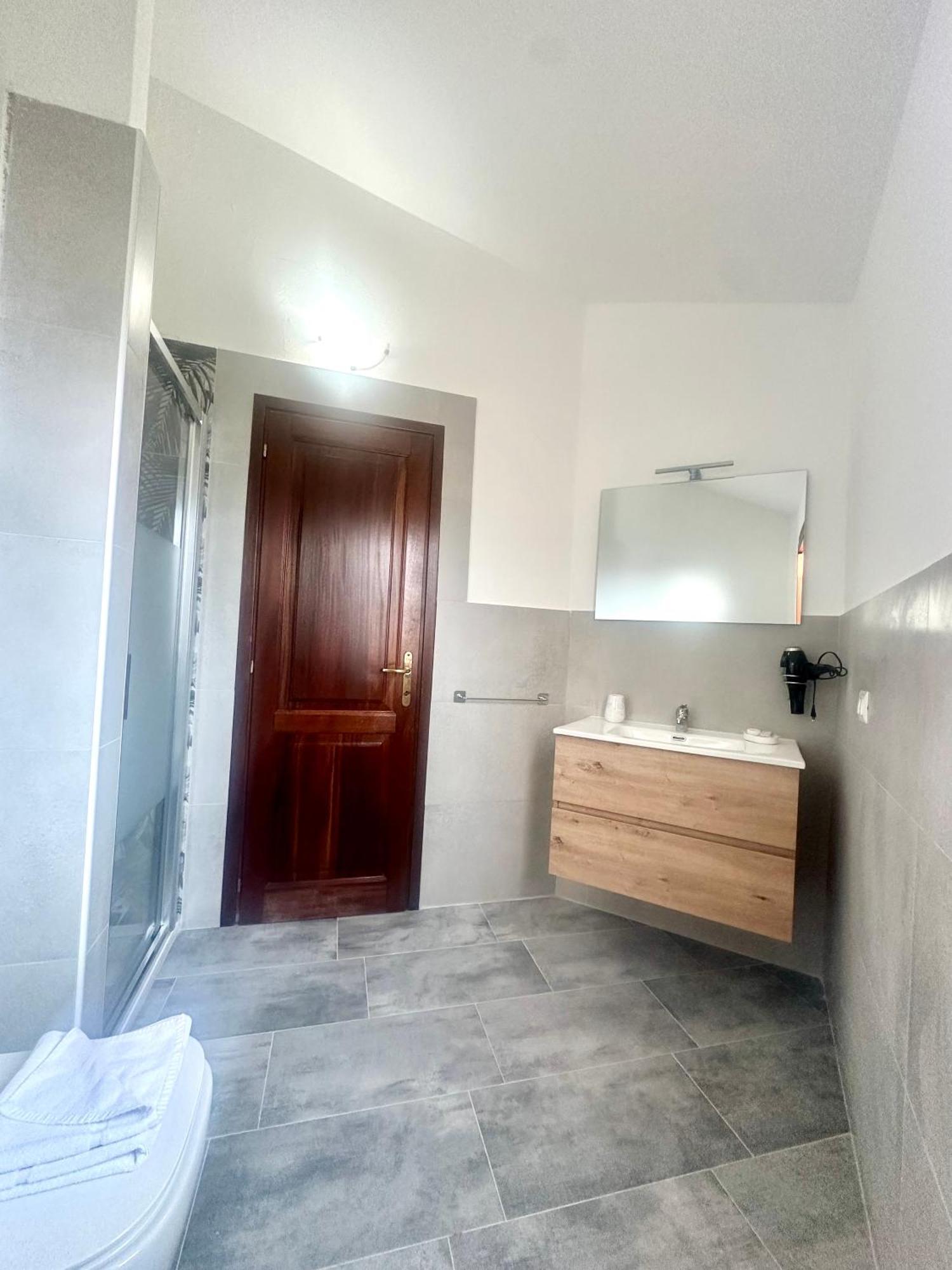 La Coccinella Al Mare Bed & Breakfast San Teodoro  Ngoại thất bức ảnh