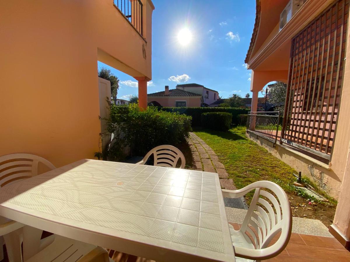 La Coccinella Al Mare Bed & Breakfast San Teodoro  Ngoại thất bức ảnh