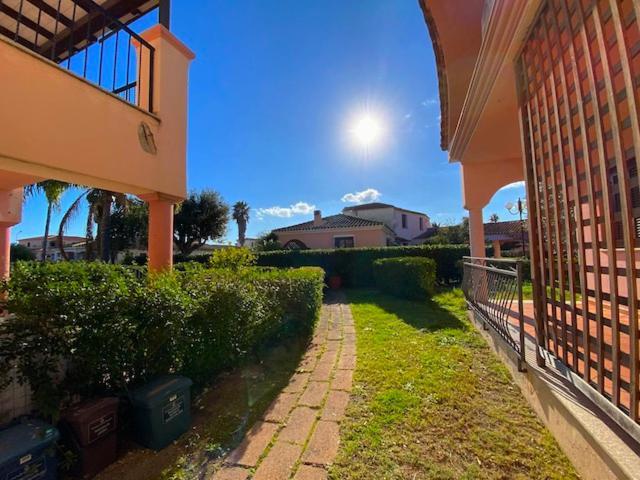 La Coccinella Al Mare Bed & Breakfast San Teodoro  Ngoại thất bức ảnh